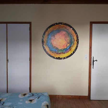 O Miroir... Sans Detour Dis-Moi Tout De Ce Sejour Francescas ภายนอก รูปภาพ